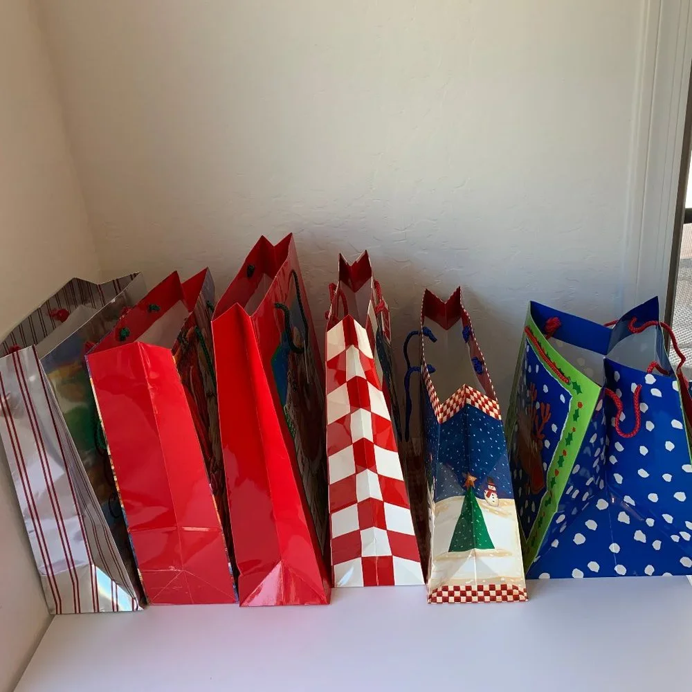 Gift Bags Set of 6 Christmas Holiday Santa Snowman Reindeer Assorted Sizes